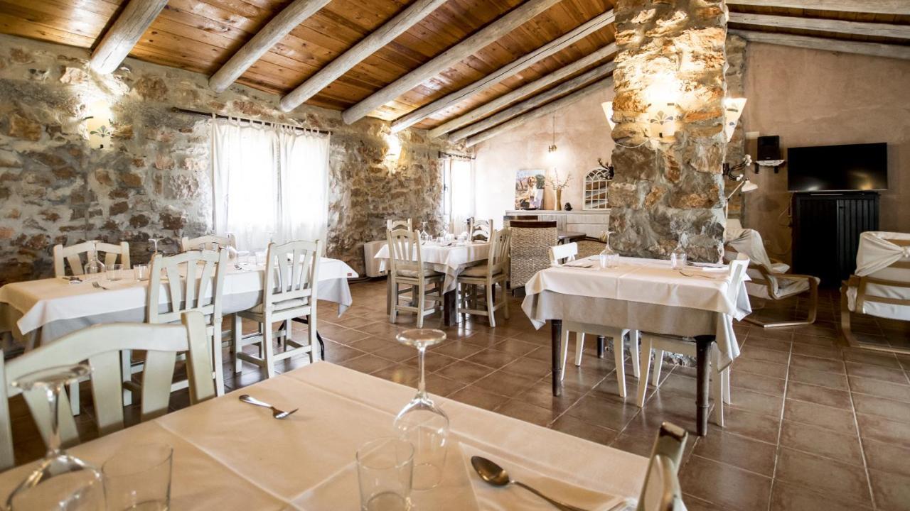 La Casa De La Estacion Otel Sarrión Dış mekan fotoğraf
