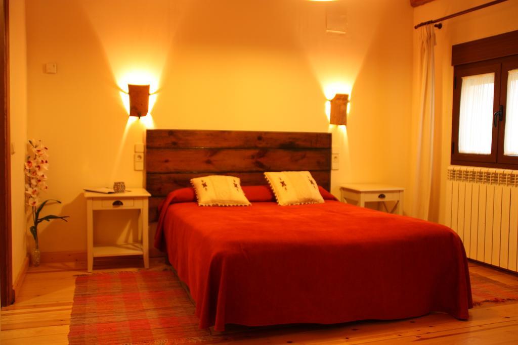 La Casa De La Estacion Otel Sarrión Oda fotoğraf